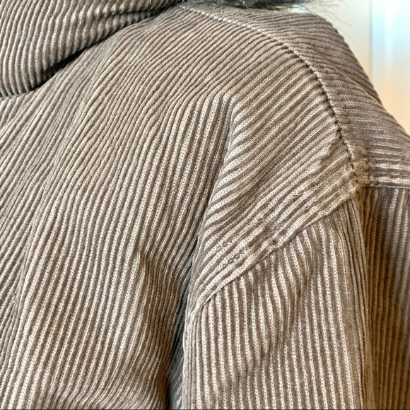 WOOLRICH Corduroy Faux Fur Trimmed Oversized Parka/Barn Coat—SZ. Large - Picture 6 of 17